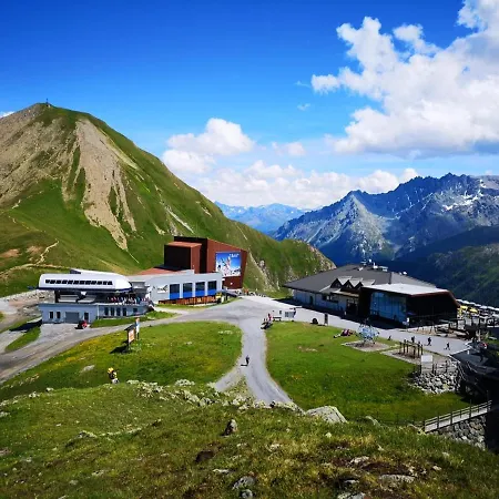 Piz Ot Guest house